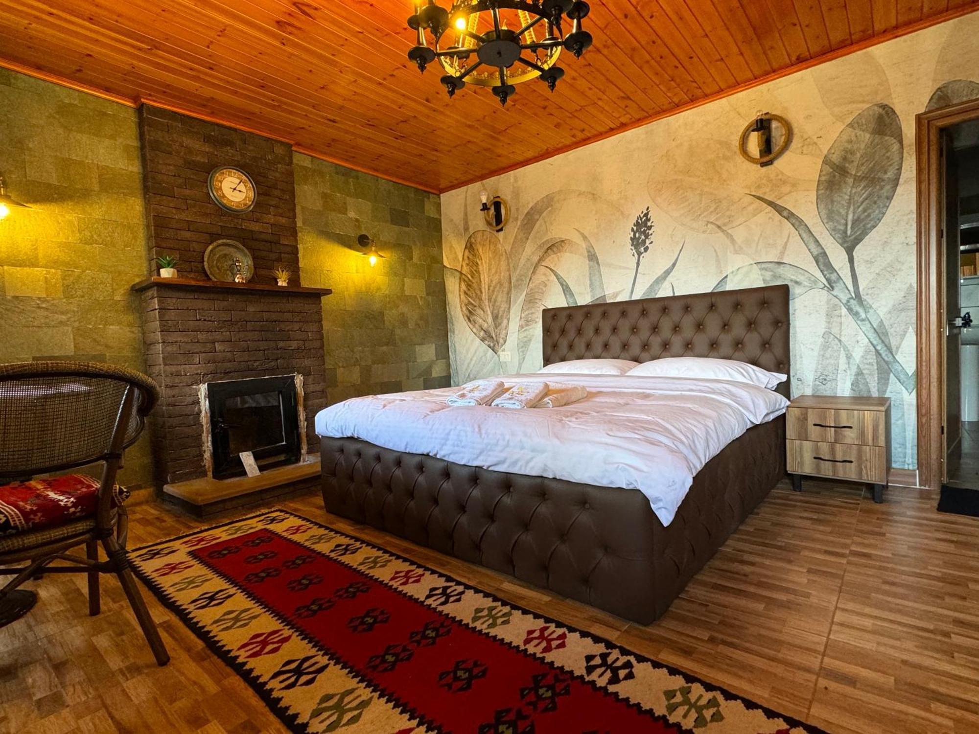 Keshtjella Xhabeqos Hotel Laknas Luaran gambar